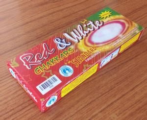 Red and White chakkar (10 pcs)